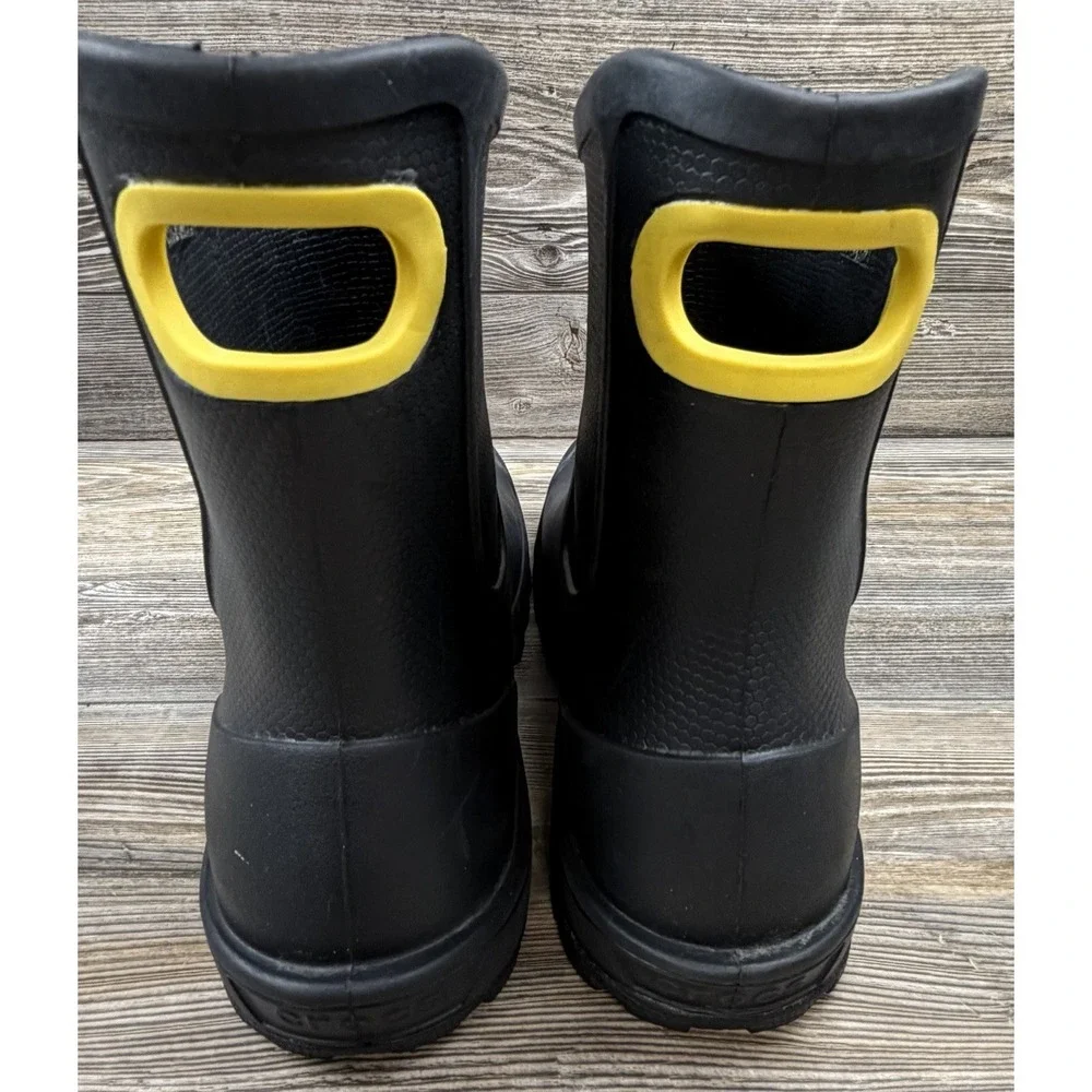 Crocs Rubber Wellie Rain Boot Black Mens Size 12 Slip-On Muck Chore Barn Boots